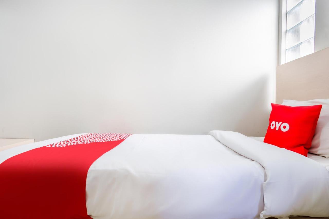 Hotel Oyo 3819 Winotosastro 2*