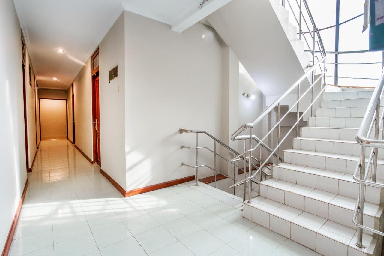 Hotel Oyo 3819 Winotosastro Yogyakarta